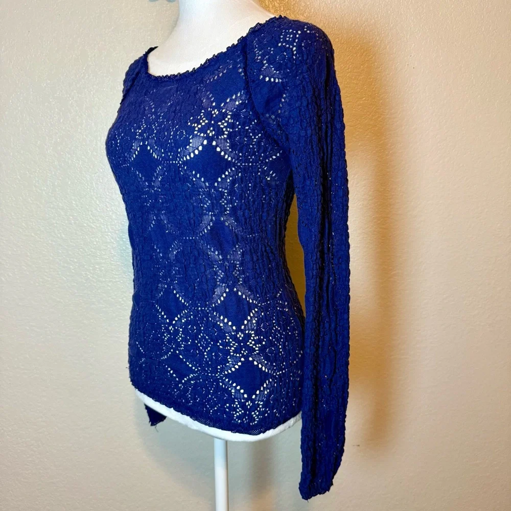 Free People Sunny Pucker Lace Long Sleeve Stretchy Top Blue Size XS